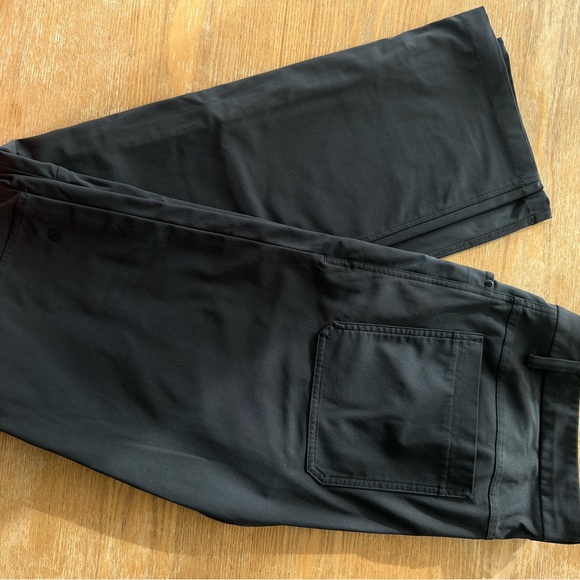 Mens ABC Classic fit Lululemon pants - Picture 6 of 7